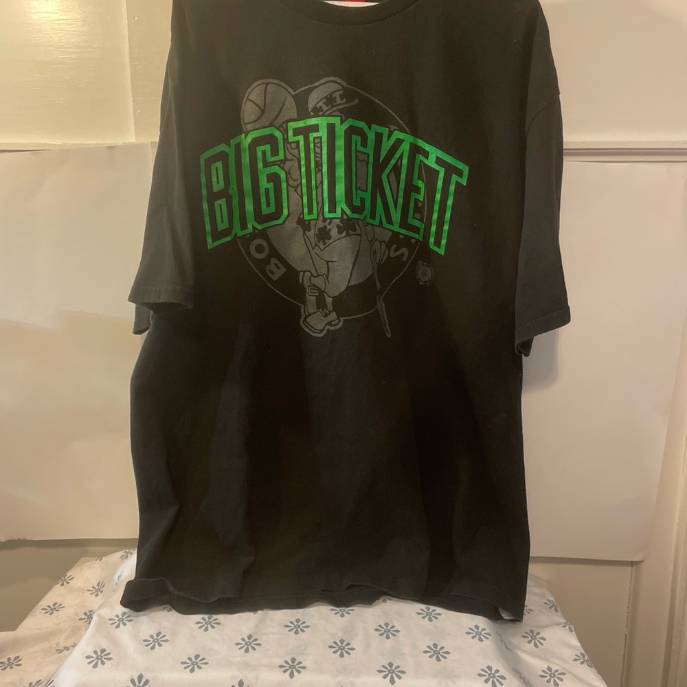 Kevin Garnett big ticket xxl t-shirt